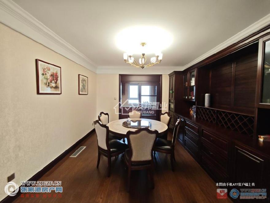 181113812.jpg?x-oss-process=image/resize,w_880