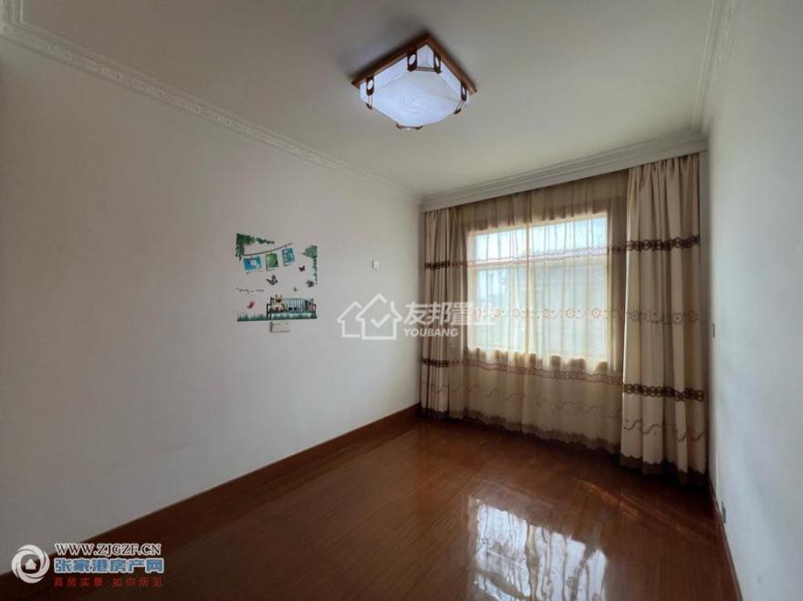 и´--20251016-4.jpg?x-oss-process=image/resize,w_880