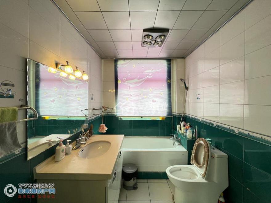 и´--20251016-8.jpg?x-oss-process=image/resize,w_880