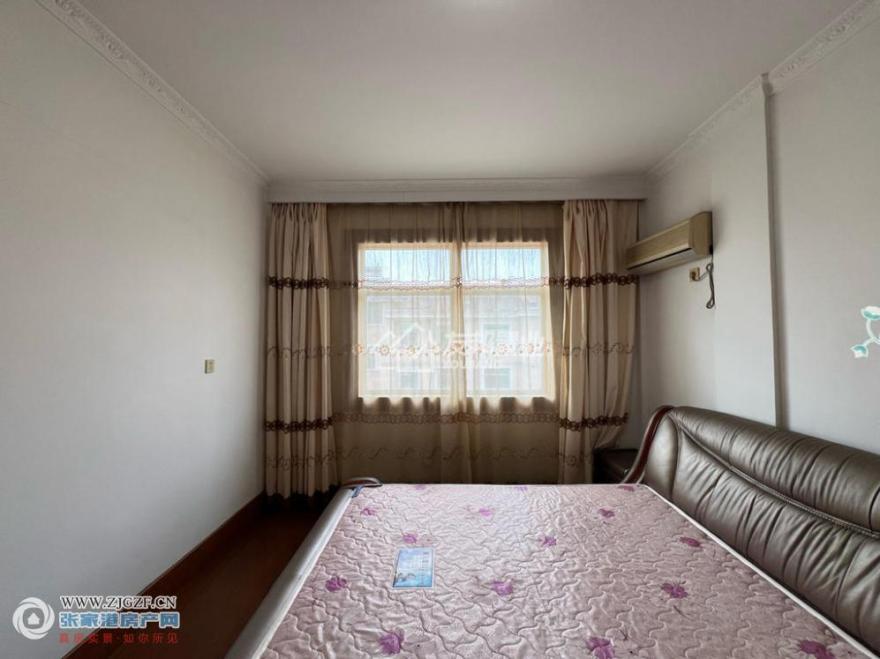 и´--20251016-5.jpg?x-oss-process=image/resize,w_880