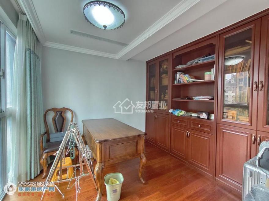 Է--20251016-4.jpg?x-oss-process=image/resize,w_880