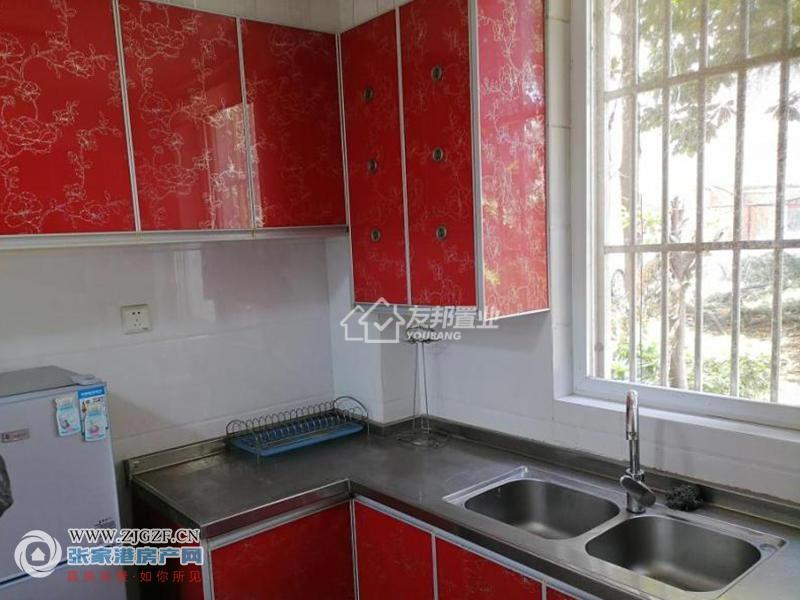 d1b611a6e6f44732ab599b90ba768050.jpg?x-oss-process=image/resize,w_880