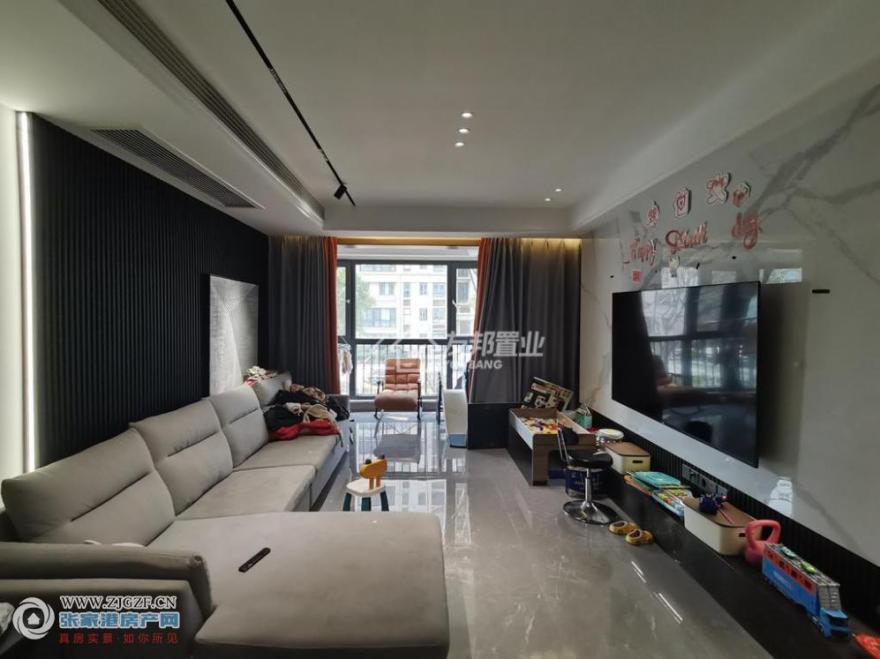 --20251020-0.jpg?x-oss-process=image/resize,w_880