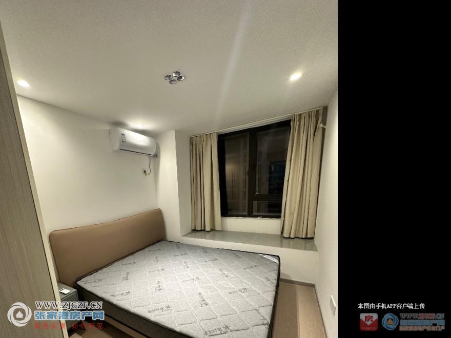 181559156.jpg?x-oss-process=image/resize,w_880