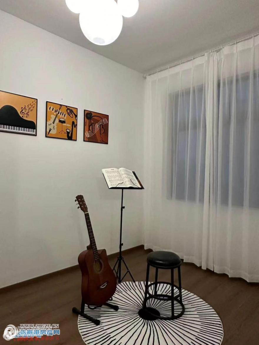 20251003101526_55175.jpg?x-oss-process=image/resize,w_880