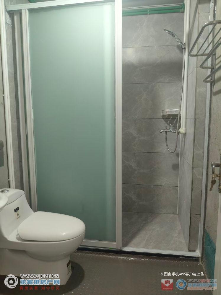 205516752.jpg?x-oss-process=image/resize,w_880