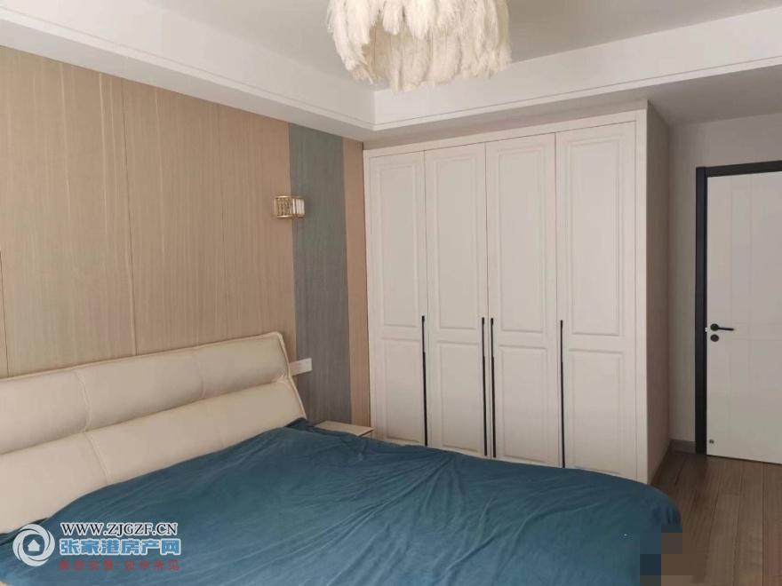 15346796_.jpg?x-oss-process=image/resize,w_880