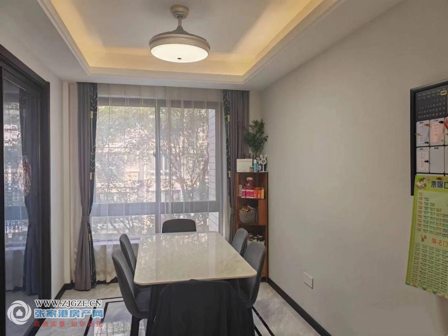 15346760_.jpg?x-oss-process=image/resize,w_880