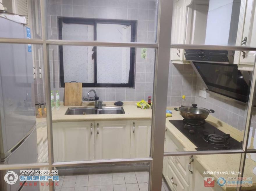 75944626.jpg?x-oss-process=image/resize,w_880