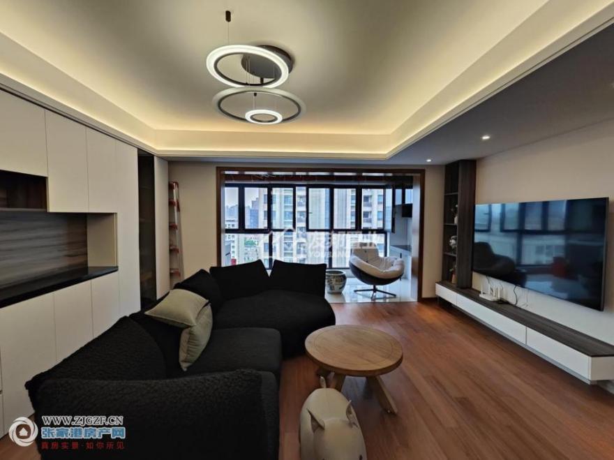 ³ƴ󶼻--20251111-0.jpg?x-oss-process=image/resize,w_880