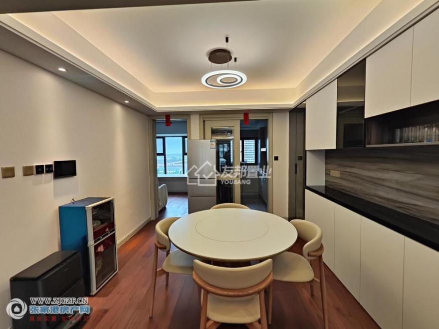 ³ƴ󶼻--20251111-2.jpg?x-oss-process=image/resize,w_880