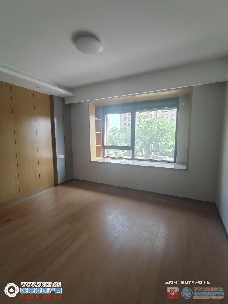 20251011144845_64912.jpg?x-oss-process=image/resize,w_880