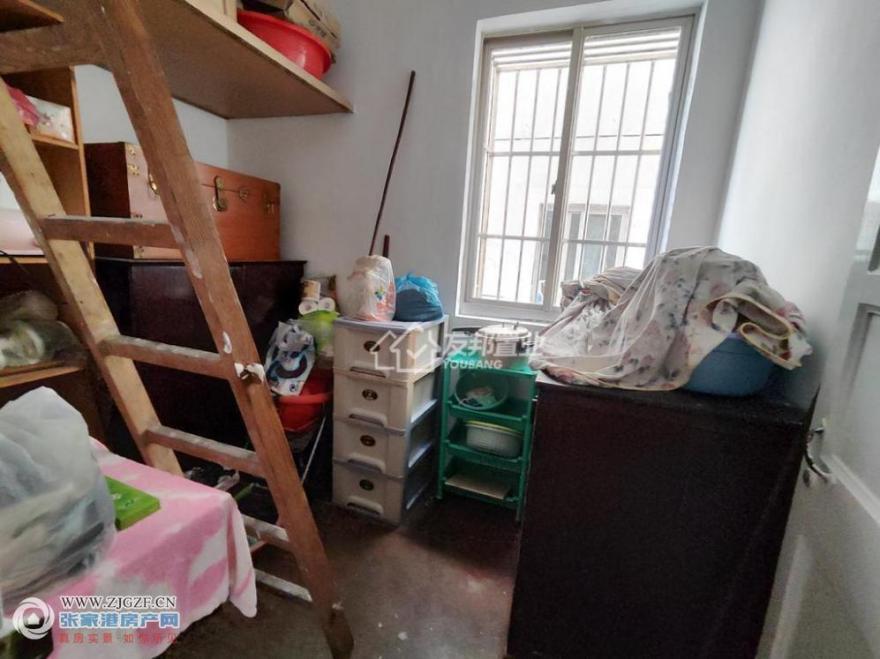 1f980911242b43f68fd70034bfaa9913.jpg?x-oss-process=image/resize,w_880