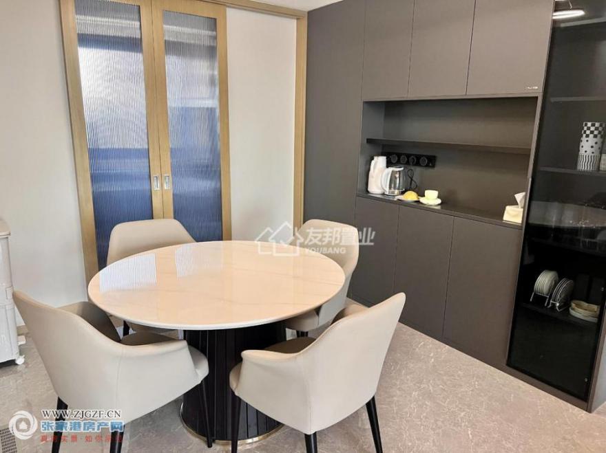 ïۡ--20251116-1.jpg?x-oss-process=image/resize,w_880