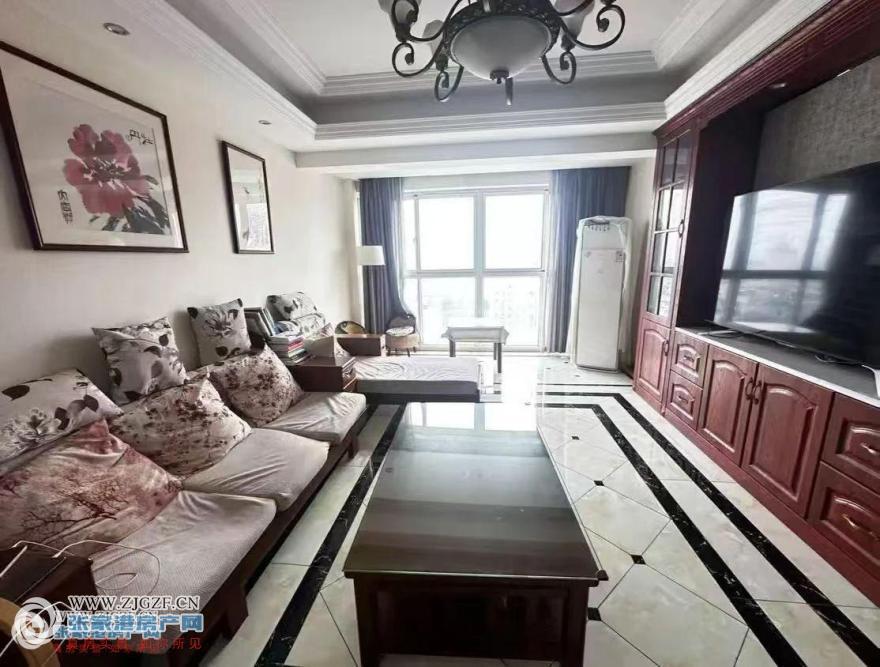 120644pQS22SBQ9EsjKYVj.jpg?x-oss-process=image/resize,w_880