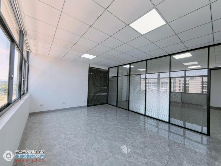 12.jpg?x-oss-process=image/resize,w_880