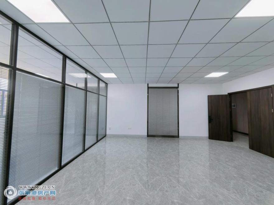 4.jpg?x-oss-process=image/resize,w_880