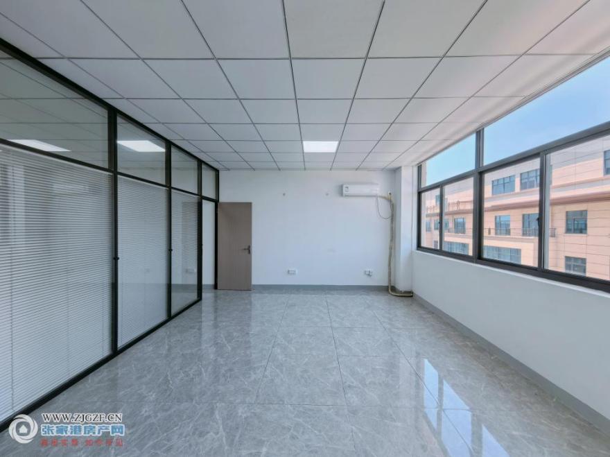 9.jpg?x-oss-process=image/resize,w_880