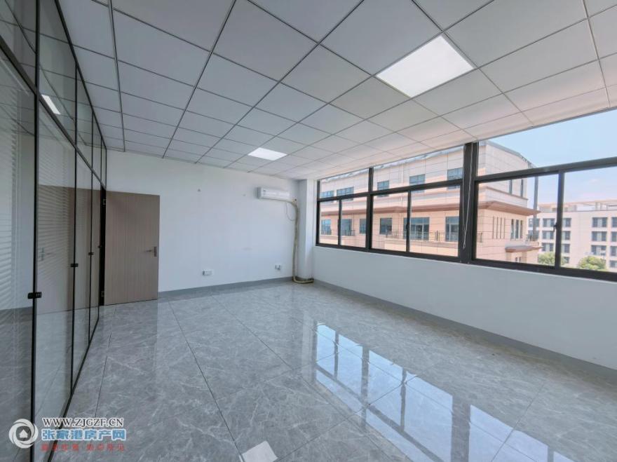 8.jpg?x-oss-process=image/resize,w_880