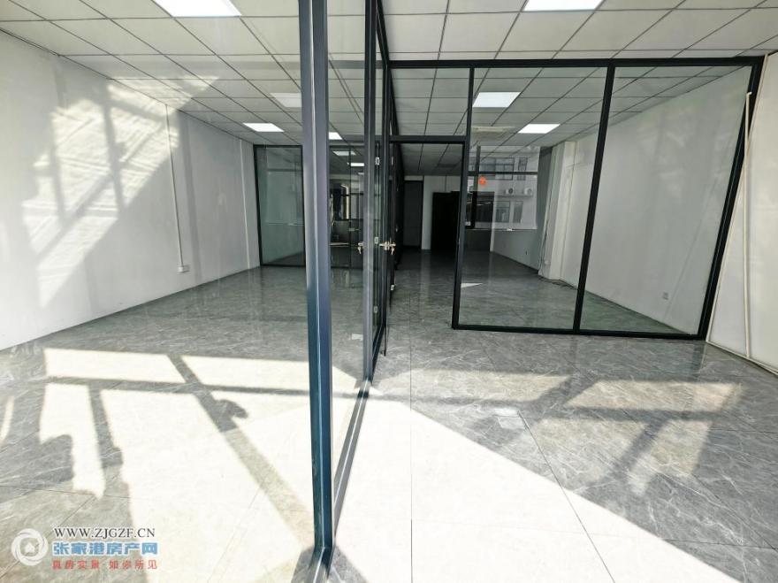 4.jpg?x-oss-process=image/resize,w_880