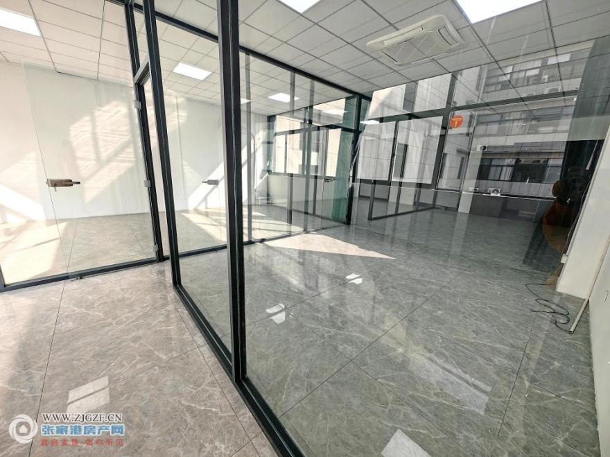 6.jpg?x-oss-process=image/resize,w_880