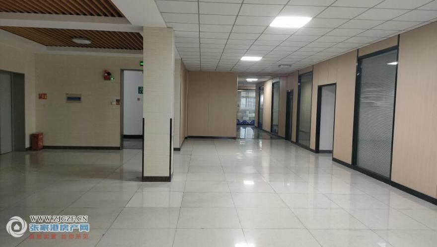 8e6a01650aedd41d20782584b30503e.jpg?x-oss-process=image/resize,w_880