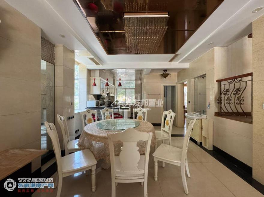 --20251121-6.jpg?x-oss-process=image/resize,w_880