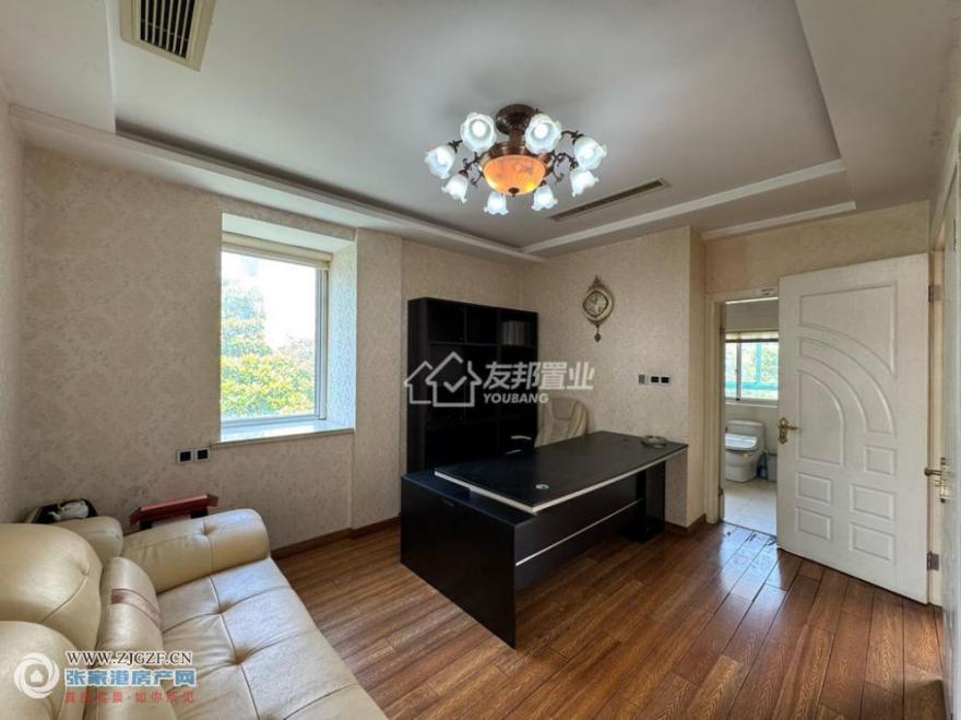 --20251121-10.jpg?x-oss-process=image/resize,w_880