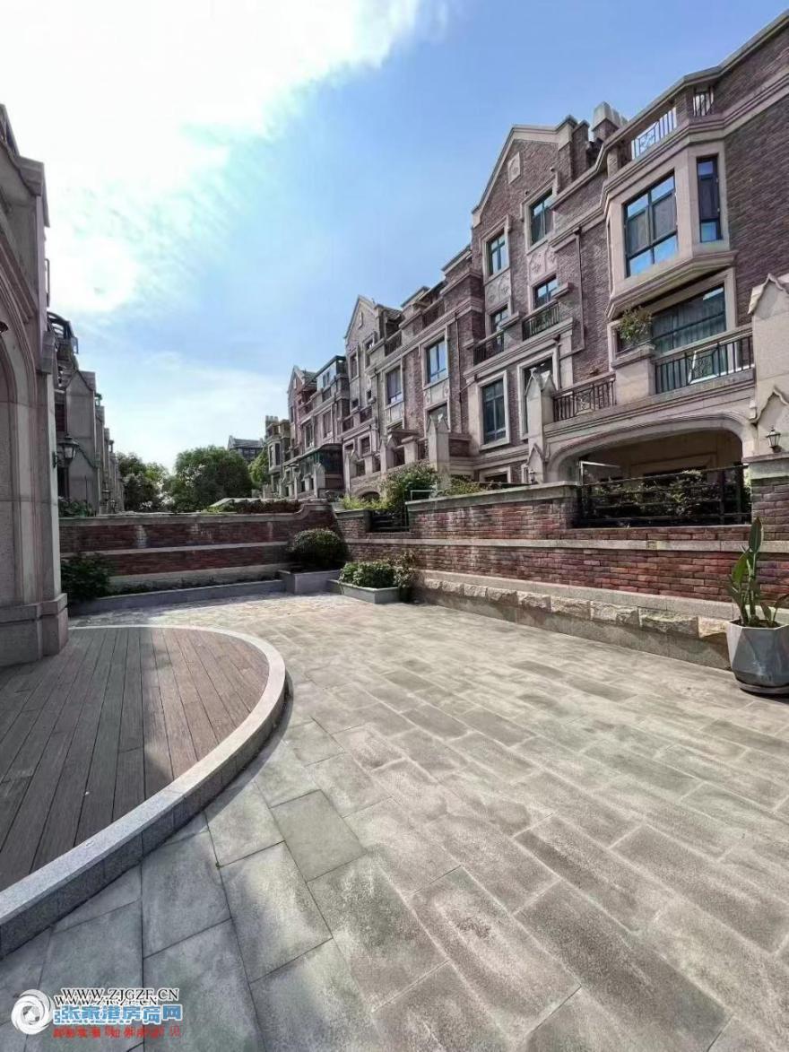 20250902110042_68460.jpg?x-oss-process=image/resize,w_880