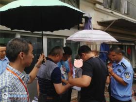 9月13日，张家港市住建局对违规改造出租车库的6名责任人进行了每人人民币5000元的行政处罚