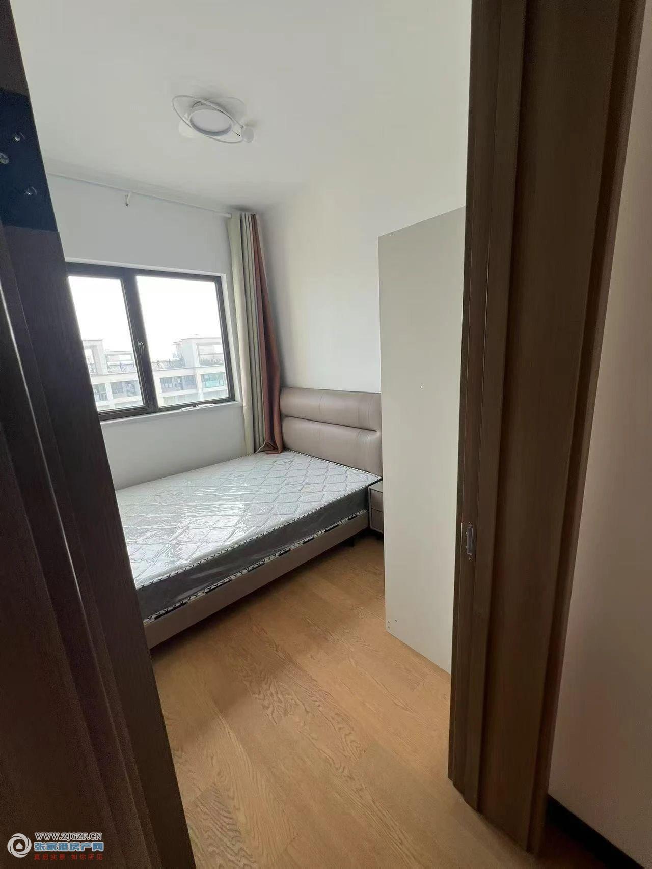 万科城市之光/公园大道中介出租图片