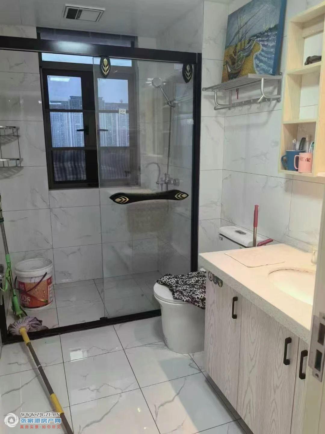 龙联朗郡中介出租图片