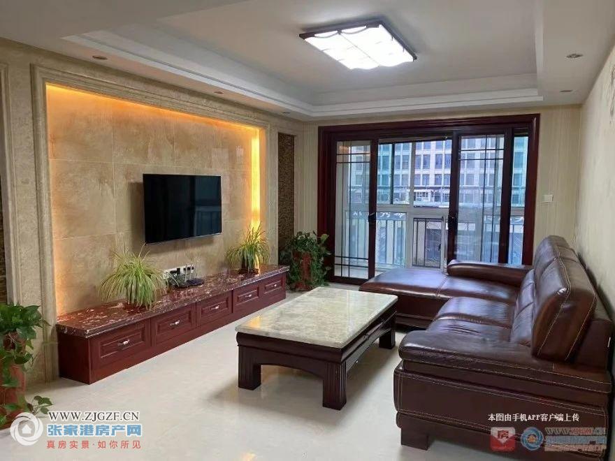 皇家首座中介出租图片