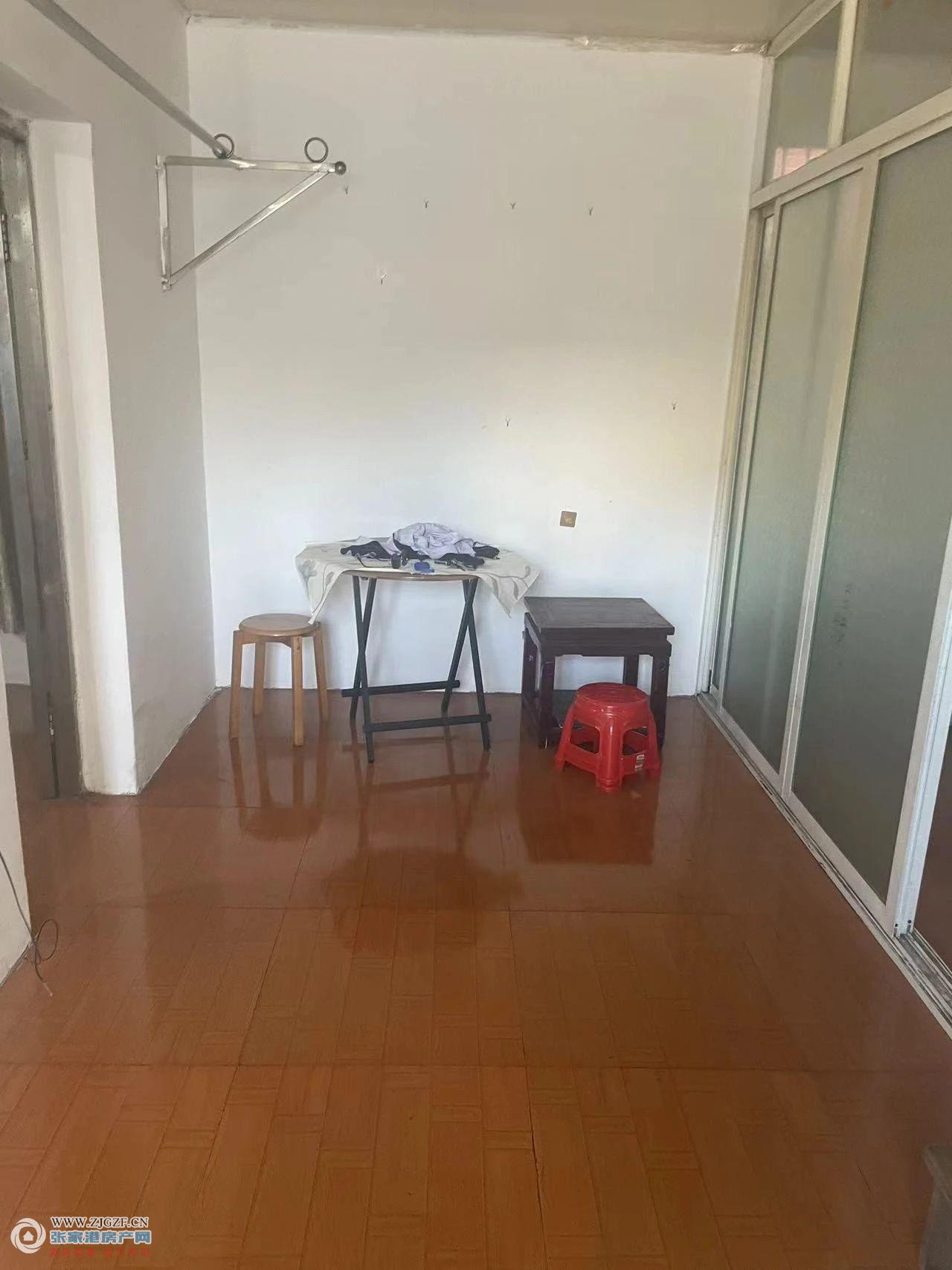 小圩新村中介出租图片