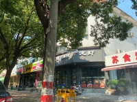 新市河路门面实景图，拍摄于2021/11/25