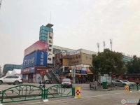 滨江商贸广场实景图，拍摄于2021/6/9