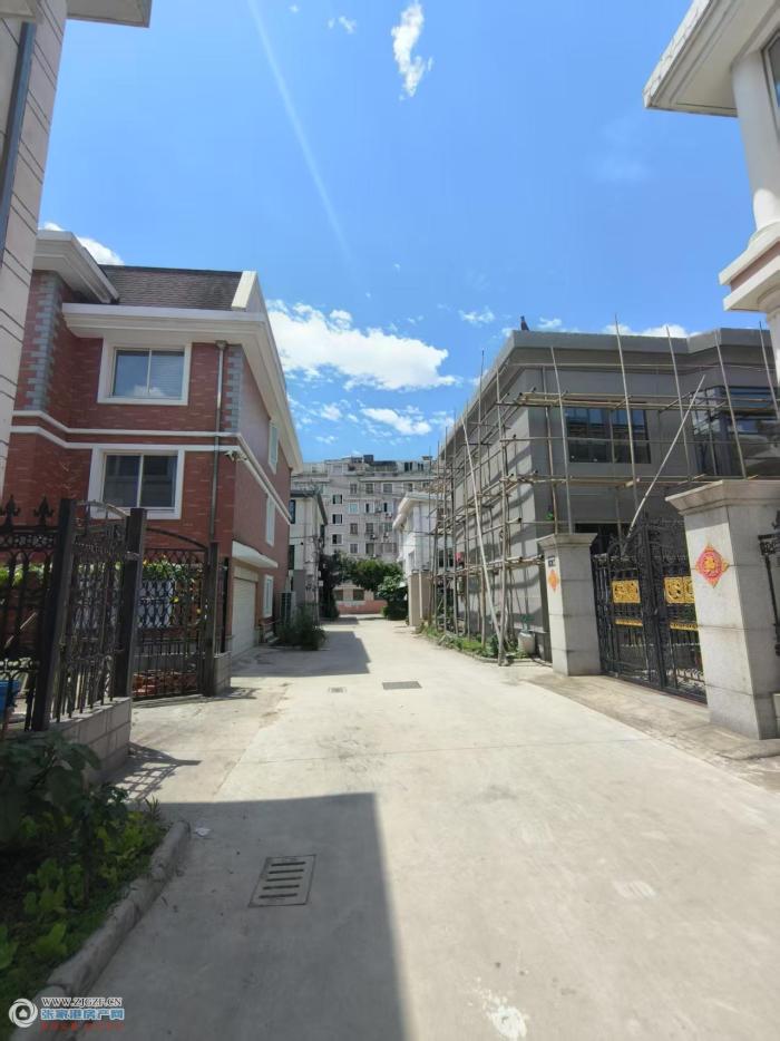 张家港田垛里村封面图
